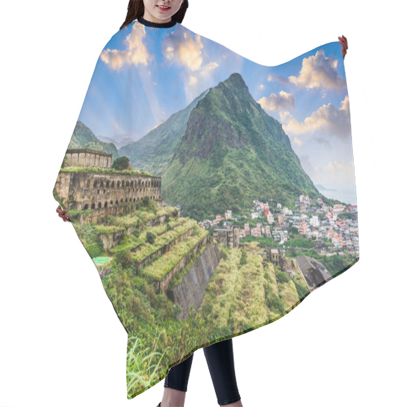 Personality  Jiufen Taiwan Ruins Hair Cutting Cape