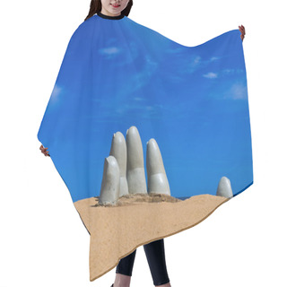 Personality  The Hand Hair Cutting Cape