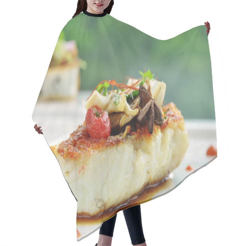 Personality  Grilled Fish Hair Cutting Cape