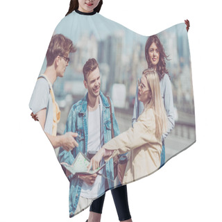 Personality  Young Tourists With Backpacks And Map Traveling Together Hair Cutting Cape