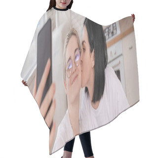 Personality  Brunette Woman Kissing Cheek Of Girlfriend Taking Selfie In Kitchen, Banner Hair Cutting Cape