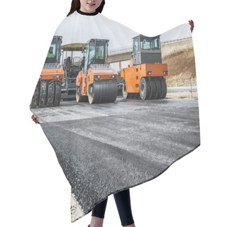 Personality  Road Construction Hair Cutting Cape