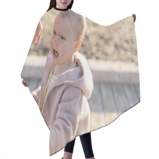 Personality  Upset Baby Girl Standing Near Father On Beach  Hair Cutting Cape