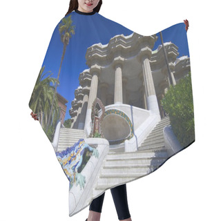 Personality  Parc Guell Hair Cutting Cape