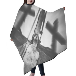 Personality  Jesus Is Crucified Hair Cutting Cape