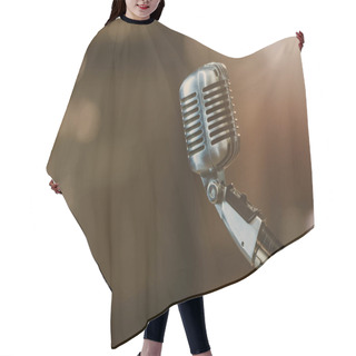 Personality  Close-up Shot Of Vintage Microphone On Blurred Background Hair Cutting Cape