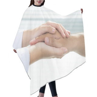 Personality  Two Holding Hands Hair Cutting Cape