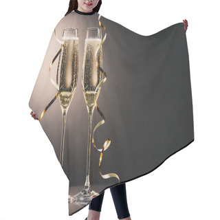 Personality  Glasses Of Champagne With Ribbons Hair Cutting Cape