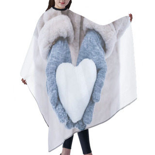Personality  Cropped Shot Of Person Holding Heart Symbol Made From Snow Hair Cutting Cape