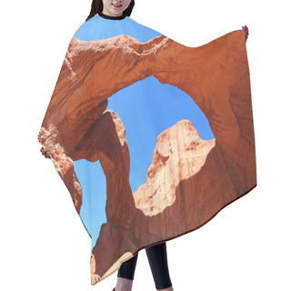 Personality  Double Arch Of Utah Hair Cutting Cape