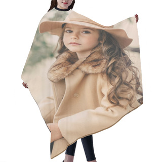 Personality  Little Girl In A Hat With Long Hair Hair Cutting Cape