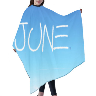Personality  June Written In The Sky Hair Cutting Cape