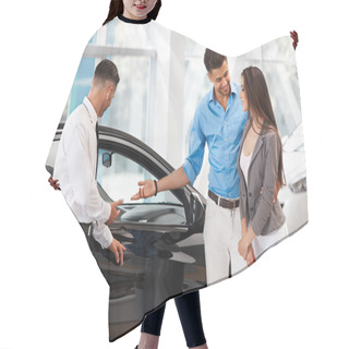 Personality  Car Salesman Invites Customers At Showroom. Hair Cutting Cape