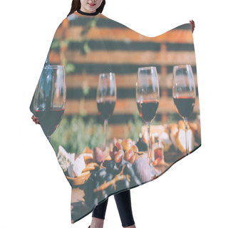 Personality  Red Wine And Various Snacks Hair Cutting Cape