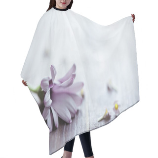 Personality  Romantic Background Hair Cutting Cape