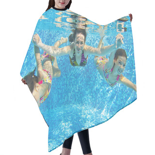 Personality  Happy Smiling Family Underwater In Swimming Pool Hair Cutting Cape