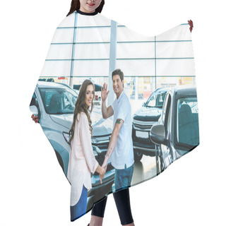 Personality  Man Waving Hand In Car Showroom Hair Cutting Cape