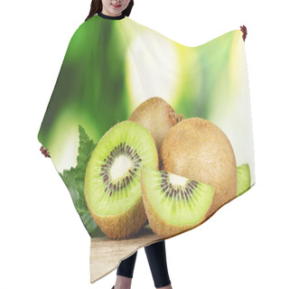 Personality  Juicy Kiwi Fruit Hair Cutting Cape