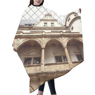 Personality  Balconies Hair Cutting Cape