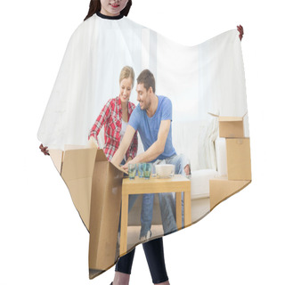 Personality  Smiling Couple Unpacking Kitchenware Hair Cutting Cape