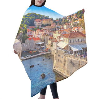 Personality  General View Of Dubrovnik - Fortresses Lovrijenac And Bokar Seen Hair Cutting Cape