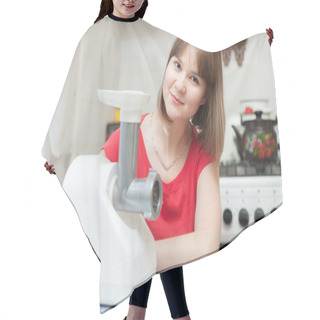 Personality  Woman With Electric Mincer Hair Cutting Cape