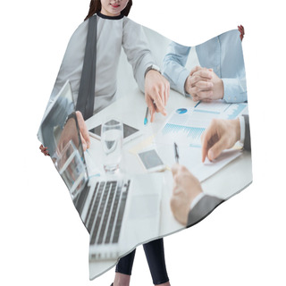 Personality  Business Teamwork Hair Cutting Cape