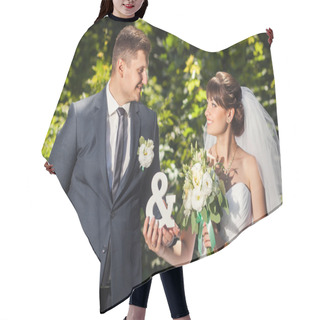 Personality  Wedding Couple With Signs MR And MRS Hair Cutting Cape