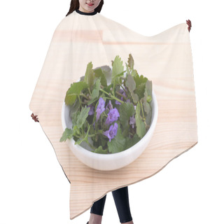 Personality  Fresh Ground Ivy  Hair Cutting Cape
