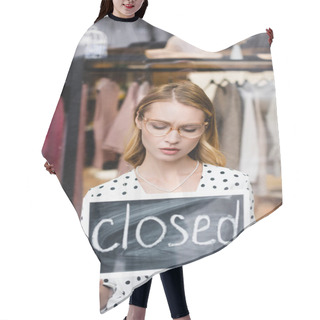 Personality  Upset Showroom Owner Holding Board With Closed Lettering Hair Cutting Cape