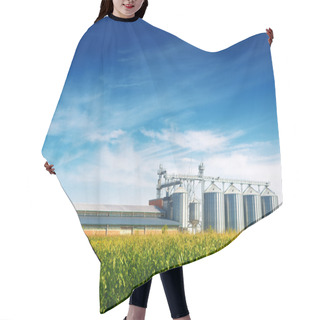 Personality  Grain Silos In Corn Field Hair Cutting Cape