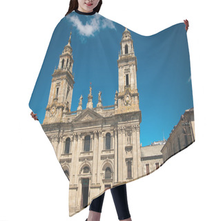 Personality  Cathedral Hair Cutting Cape