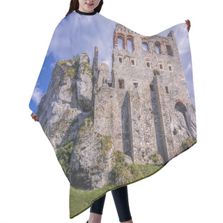 Personality  Ogrodzieniec Castle In Poland Hair Cutting Cape