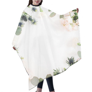Personality  Frame Made Of Fresh Flowers Hair Cutting Cape