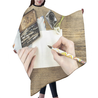 Personality  Girl Writing A Letter With Ink Pen Hair Cutting Cape