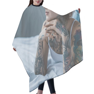 Personality  Tattooed Girl Hair Cutting Cape