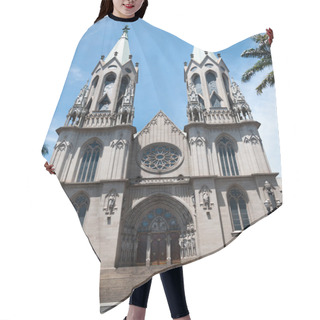 Personality  Se Cathedral Hair Cutting Cape