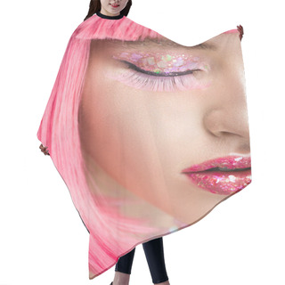 Personality  Cropped Image Of Attractive Woman With Pink Hair And Glitter On Face Hair Cutting Cape