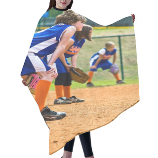 Personality  Girl's Softball Outfielders Hair Cutting Cape