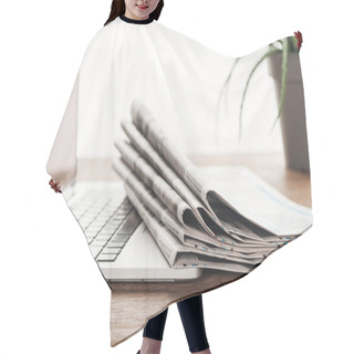 Personality  Laptop, Plant And Stack Of Newspapers On Wooden Tabletop Hair Cutting Cape