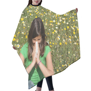 Personality  Child With Allergy, Hayfever Or Cold Hair Cutting Cape