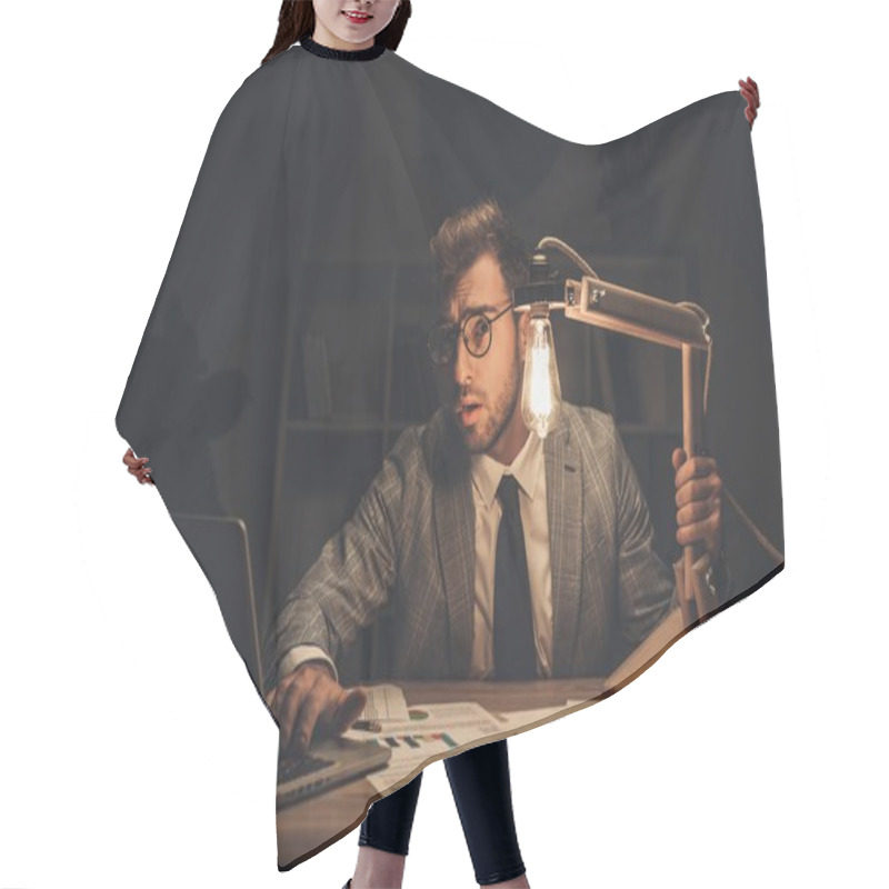 Personality  Businessman Working With Laptop Hair Cutting Cape