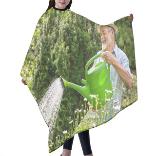 Personality  Watering The Flowers In The Garden Hair Cutting Cape