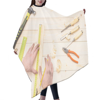 Personality  Carpenter Measuring Plank Hair Cutting Cape