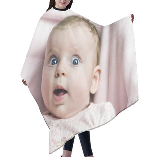 Personality  Cute Little Girl With Funny Face Hair Cutting Cape