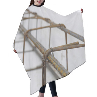 Personality  Steel Reinforcement Hair Cutting Cape