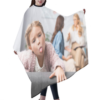 Personality  Daughter Fooling Around While Mother Talking To Psychologist Hair Cutting Cape