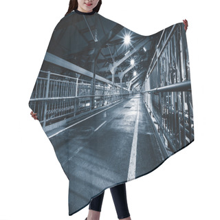 Personality  Williamsburg Bridge Pedestrian Walkway Hair Cutting Cape