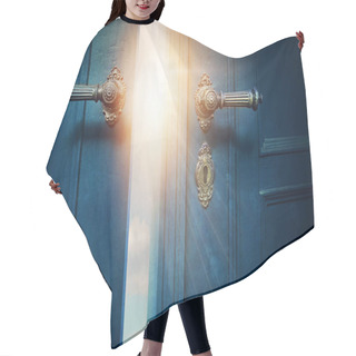 Personality  Open Blue Door Hair Cutting Cape