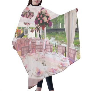 Personality  Pink Wedding Tables Hair Cutting Cape